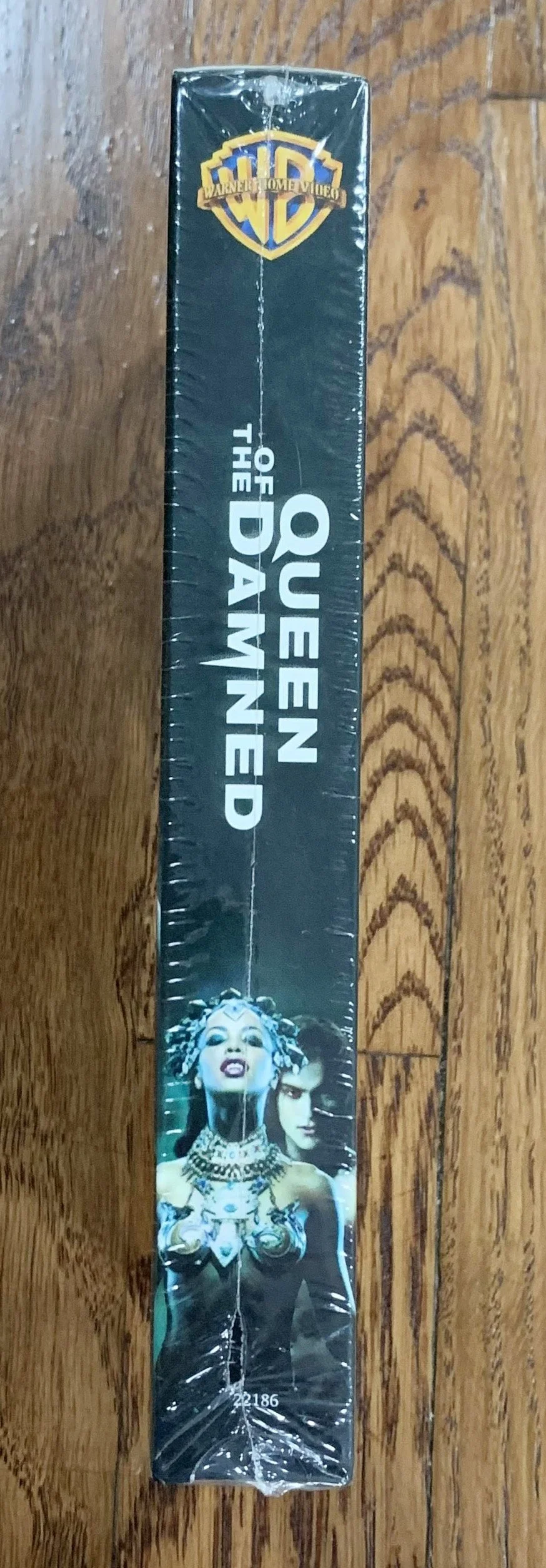 QueenのVHS s-l1200.jpg